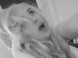 Image de profil du modèle de webcam FILLmeUP_TS_NIKITA