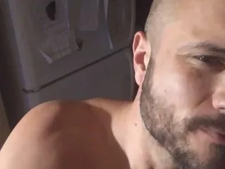 MrDandog Profilbild des Cam-Modells