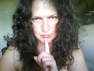 Imagen de perfil de modelo de cámara web de cougarcofee33