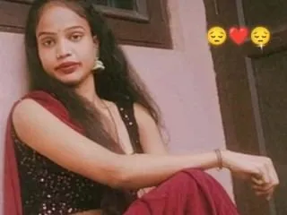 Bestibuety69 immagine del profilo del modello di cam