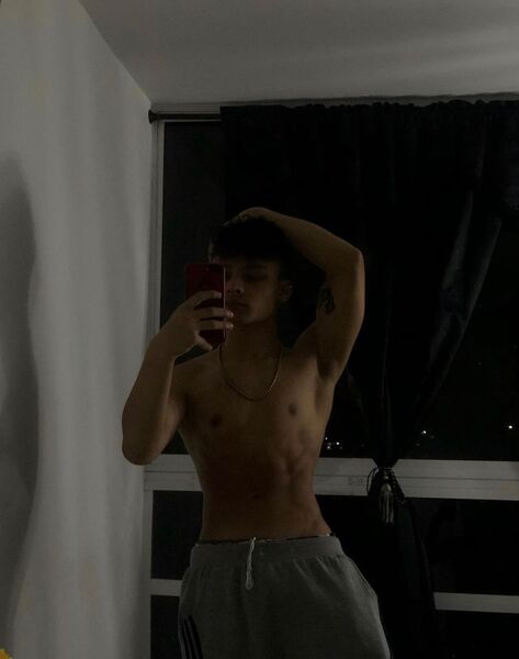 Performer ZeusJeff Photo 4