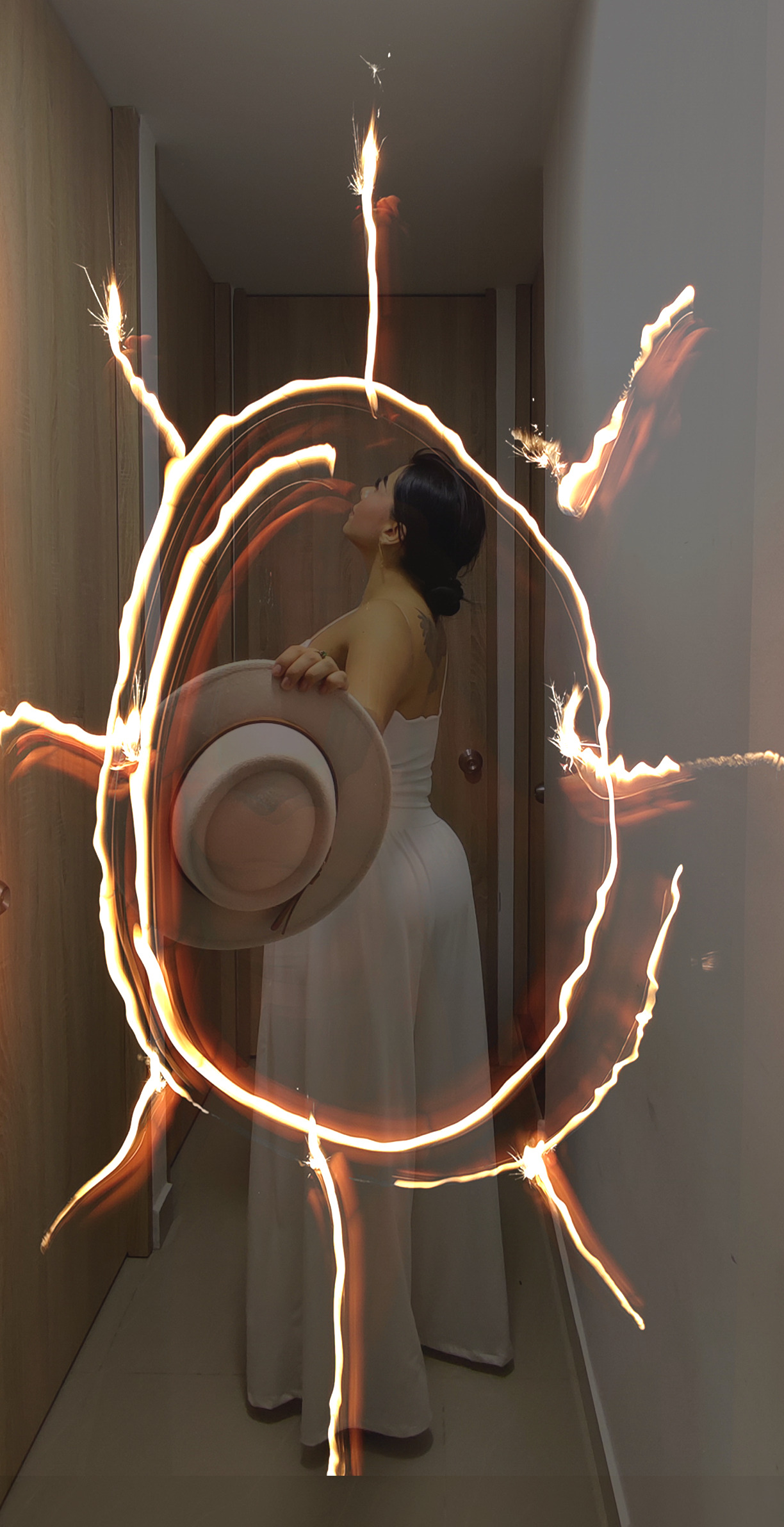 Performer sharonscarllet Photo 4