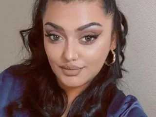 Ryna_ryna profilbild på webbkameramodell