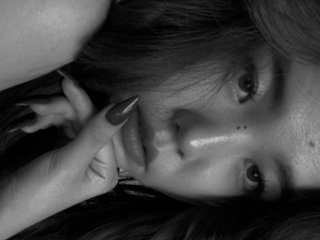 Imagen de perfil de modelo de cámara web de Dollyia