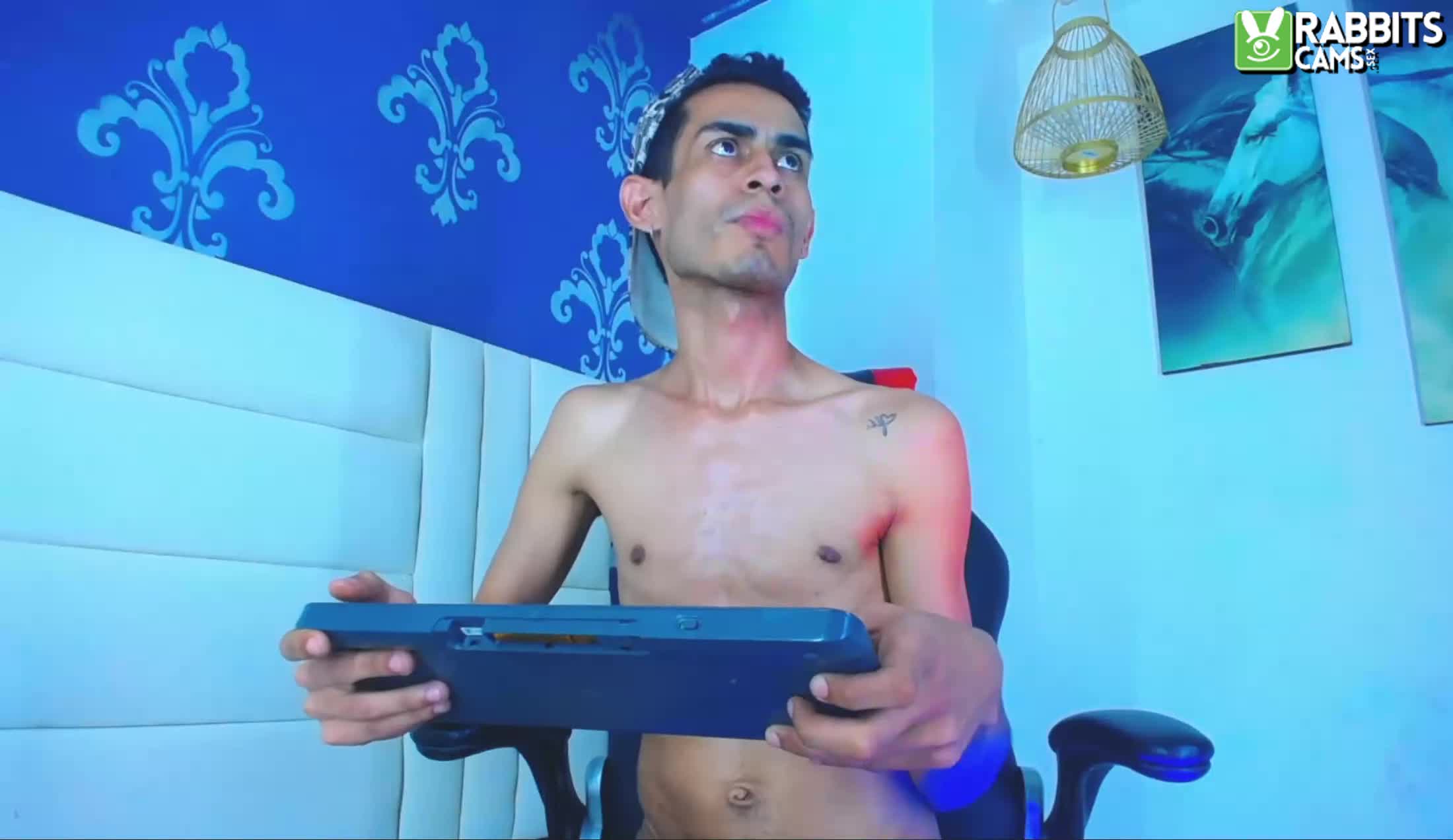 Utøver christopher_latin Video 1