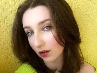 Image de profil du modèle de webcam HeylaRose