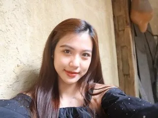 Bella911 profilbild på webbkameramodell