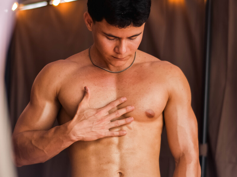 Utøver AresMckenzie Bilde 2