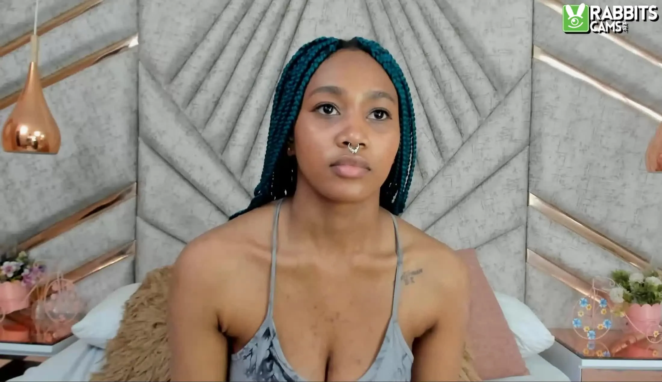 Artista AgathaRinaldii Video 1