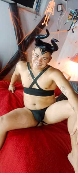 Performer SAMMYANDCRISS21 Photo 3