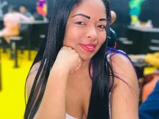 Imagen de perfil de modelo de cámara web de Aisha_25