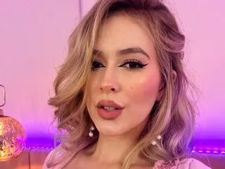 AnnieAdam