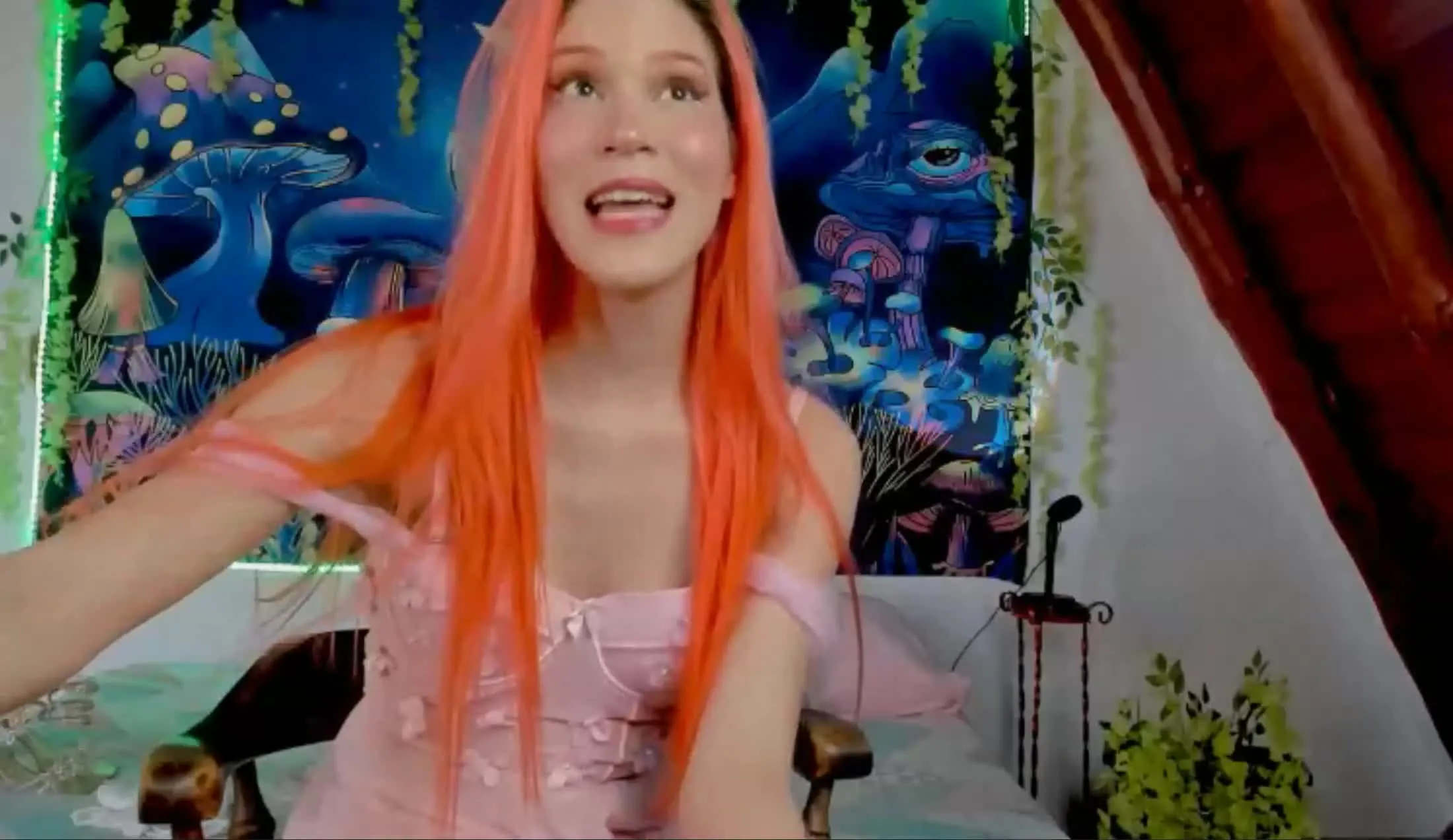 Performer Aurorinha Video 1