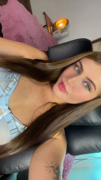 Performer DakotaRobbins Photo 5