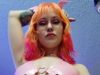 Image de profil du modèle de webcam Cheebeezkneez