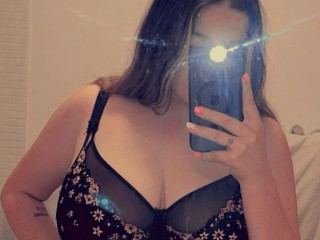 Image de profil du modèle de webcam Rosie_oxxo