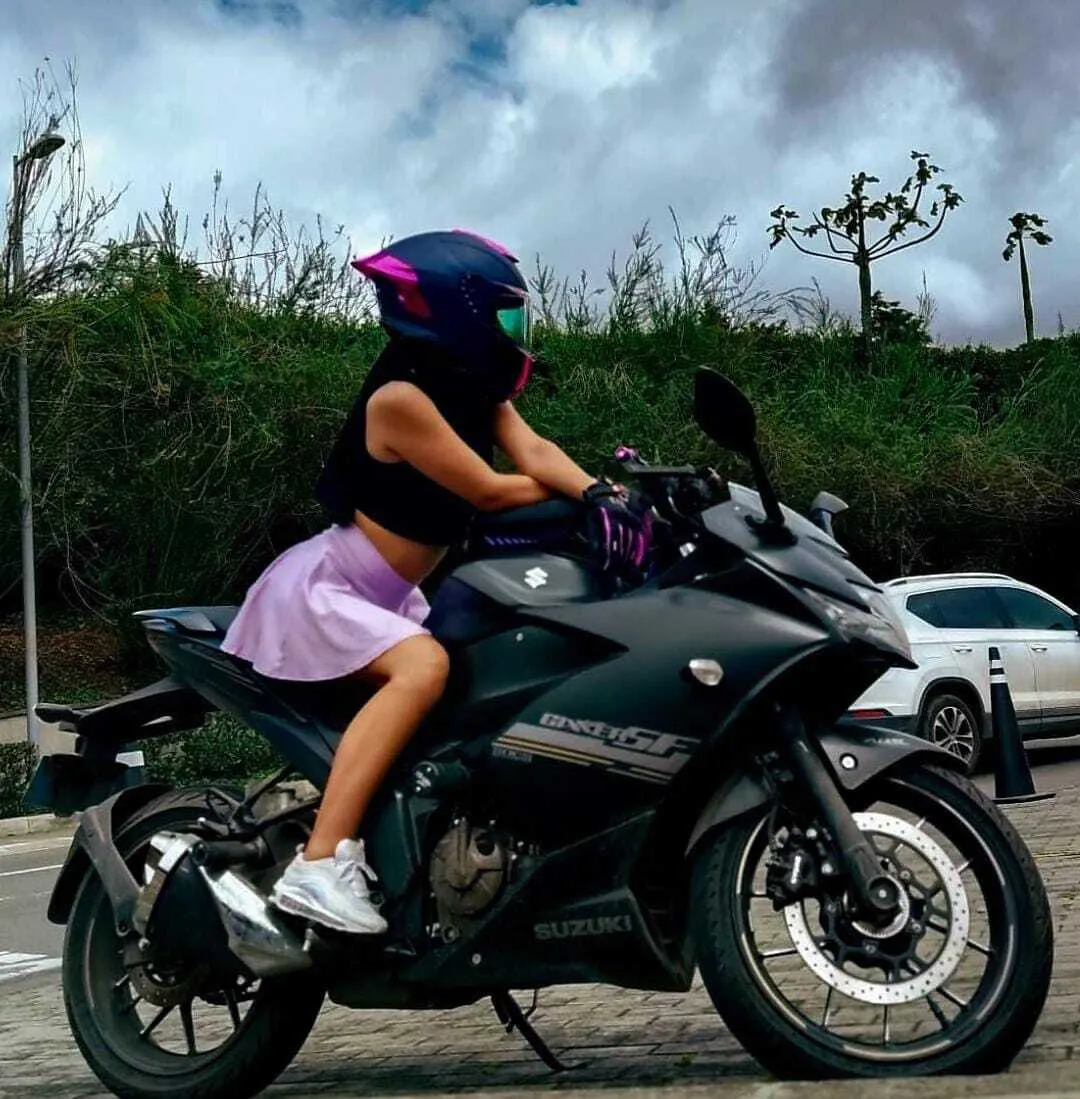 Interprète LARICSABLUE Photo 1