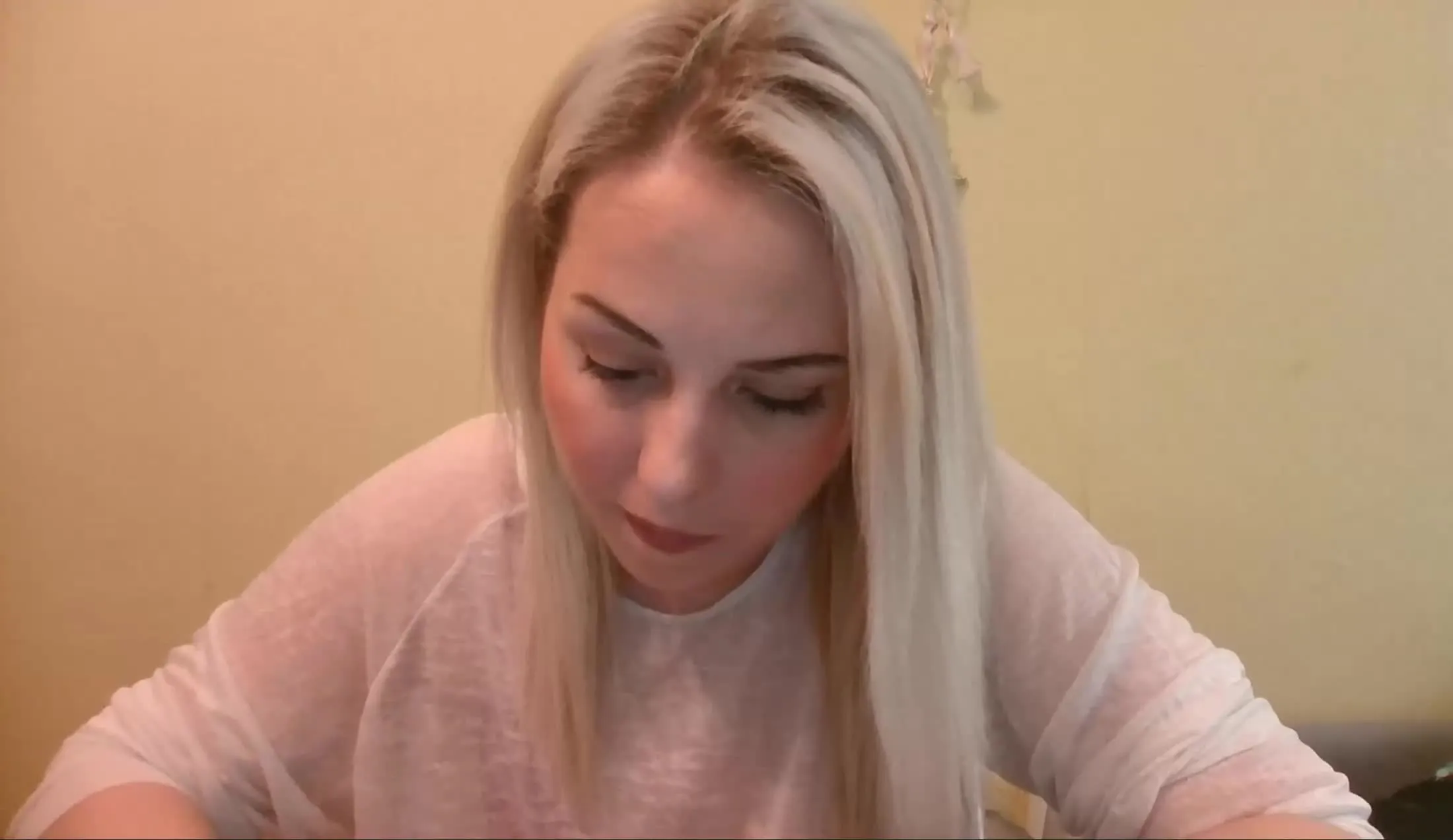 Performer Reina_Xo Video 1