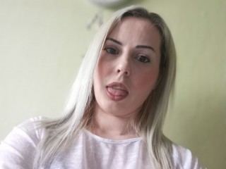 Image de profil du modèle de webcam Reina_Xo