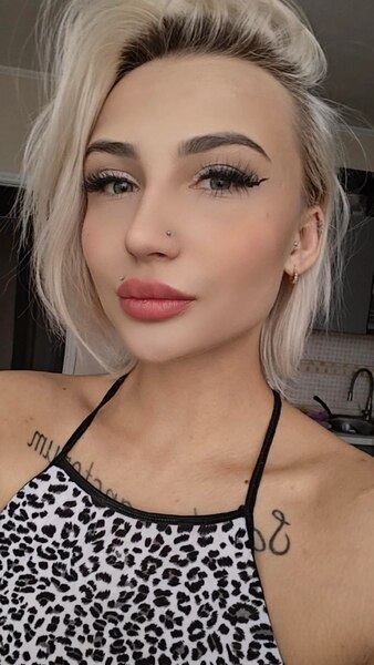 Interprete QueenLinaLuxury Foto 9