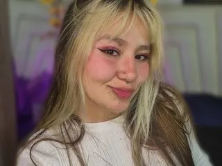 Imagen de perfil de modelo de cámara web de Aliiceyong