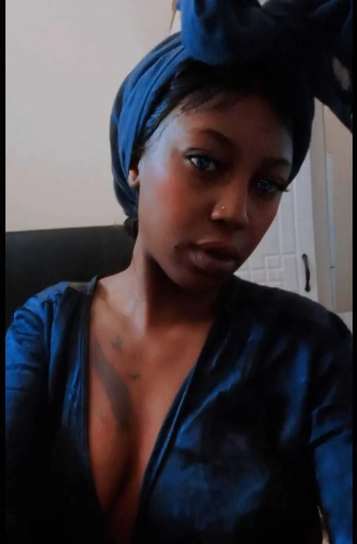 Interprete XXSexyberry Foto 5