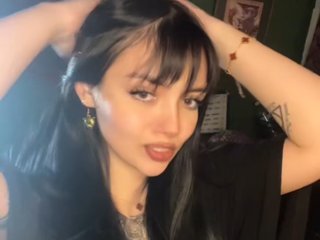 Image de profil du modèle de webcam AlyeskaUntamed