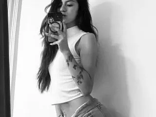 AliceHarrys profilbild på webbkameramodell