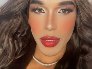 Imagen de perfil de modelo de cámara web de Sara_Sens