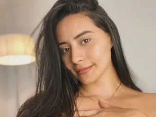 Batya_inti profielfoto van cam model