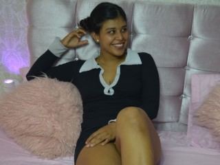 Imagen de perfil de modelo de cámara web de Little_Alis