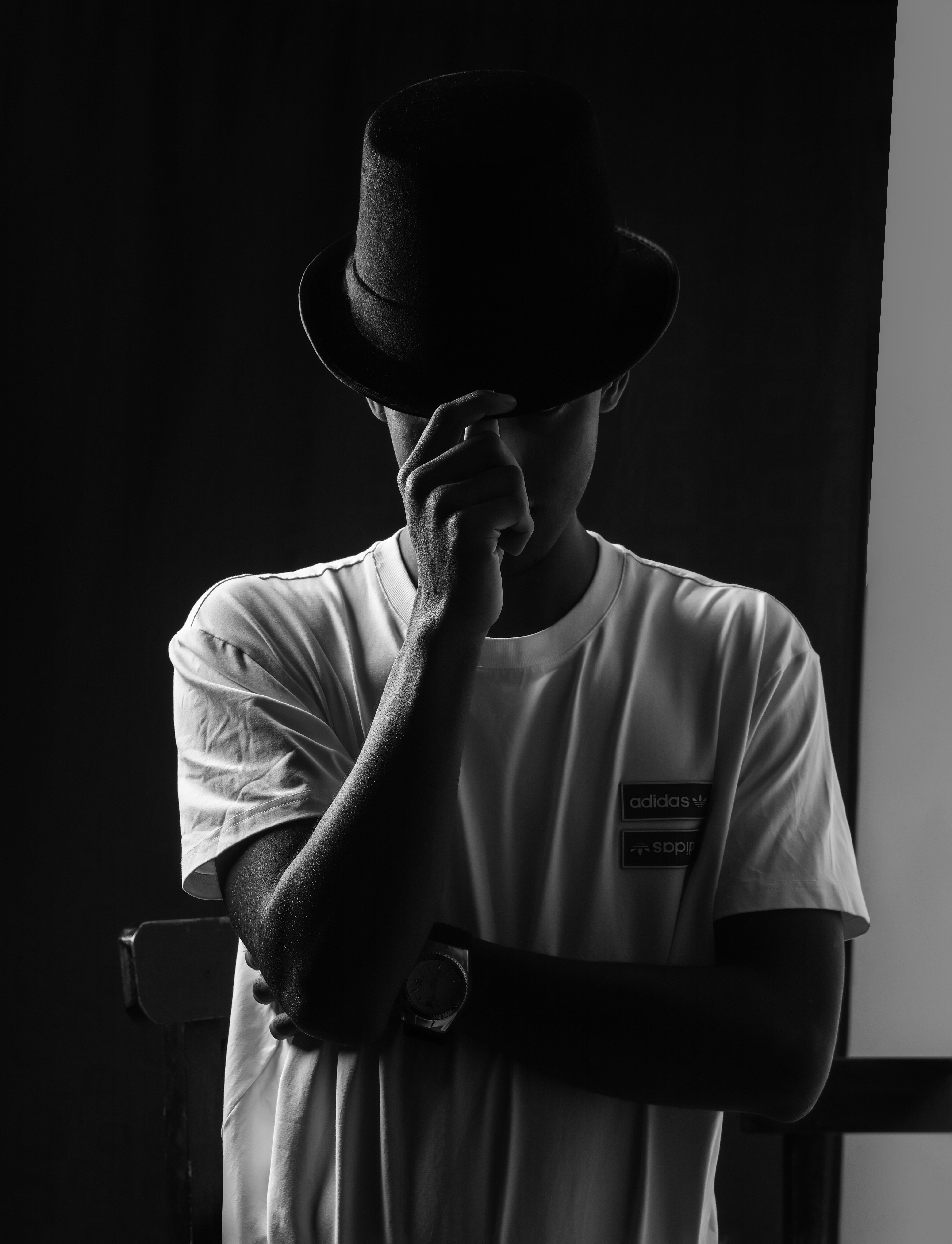 Performer TommmyFury Photo 6