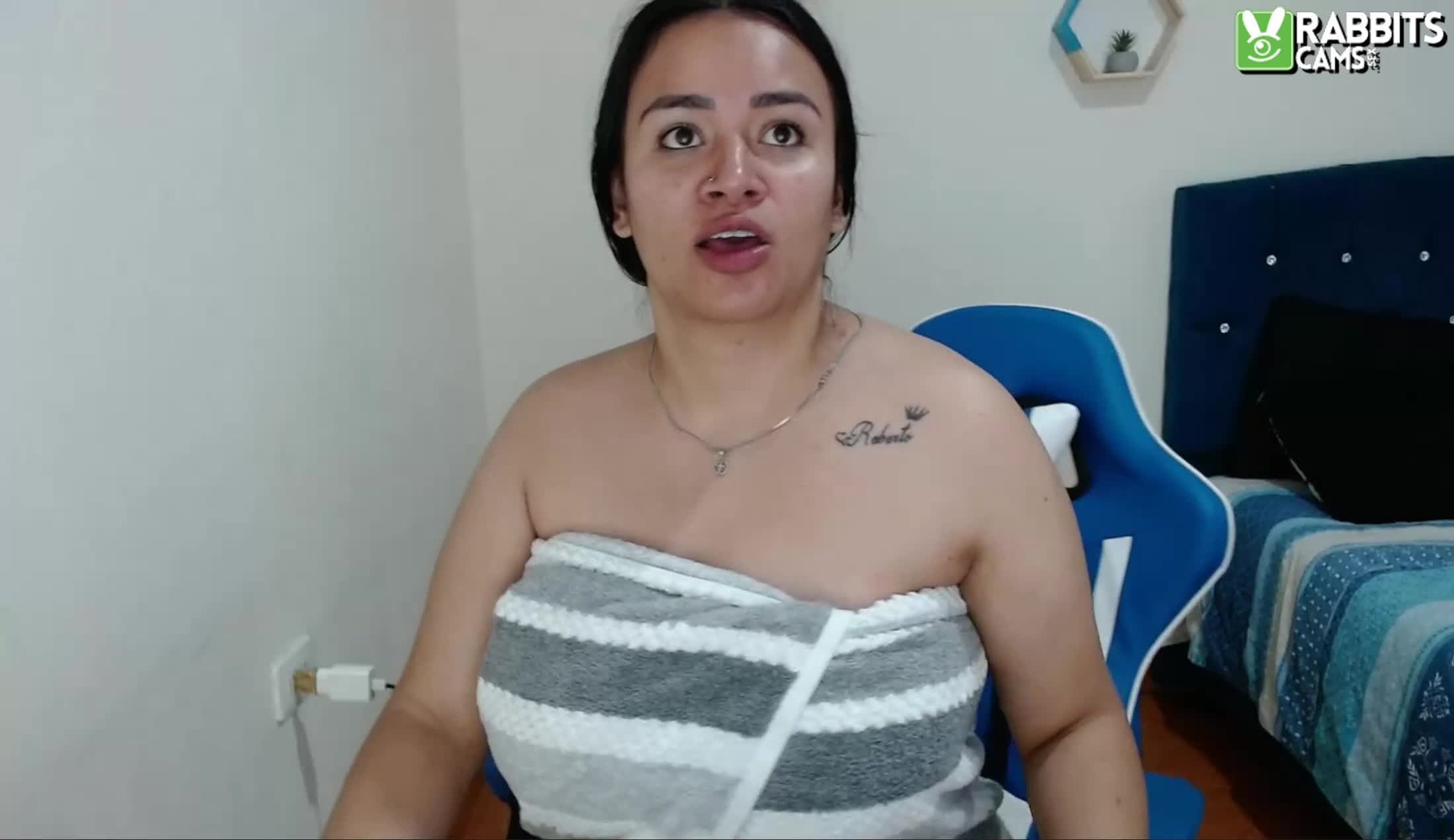 Interprete Victoria_X19 Video 2