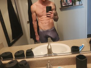 Foto de perfil de modelo de webcam de RonFit