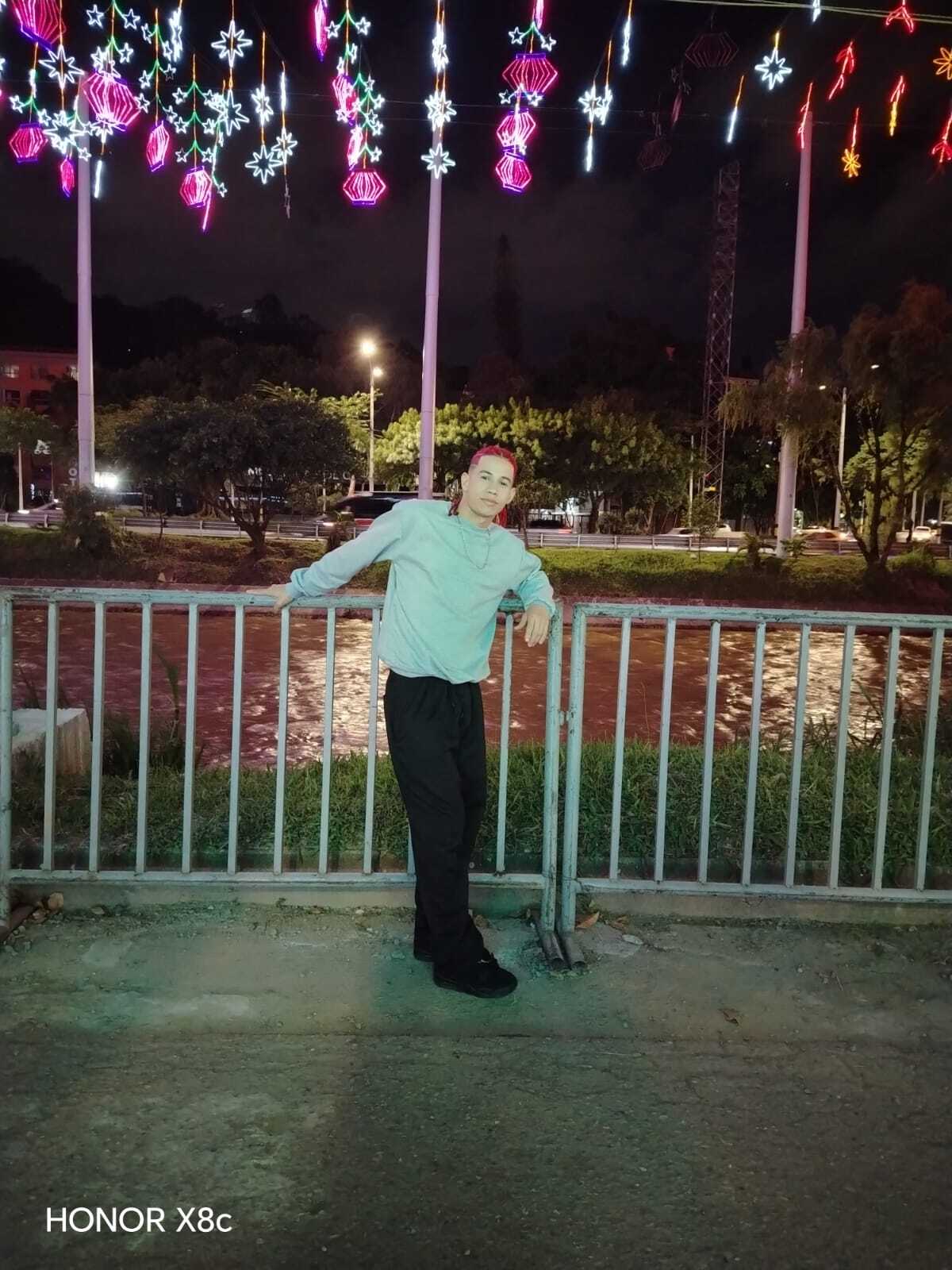 Interprète Erick_Zhimerman Photo 3