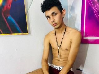 Foto de perfil de modelo de webcam de Tony_vince 