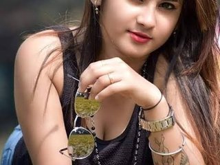Shalini_Shalu Profilbild des Cam-Modells 
