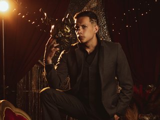 Dustin_Sonne profielfoto van cam model