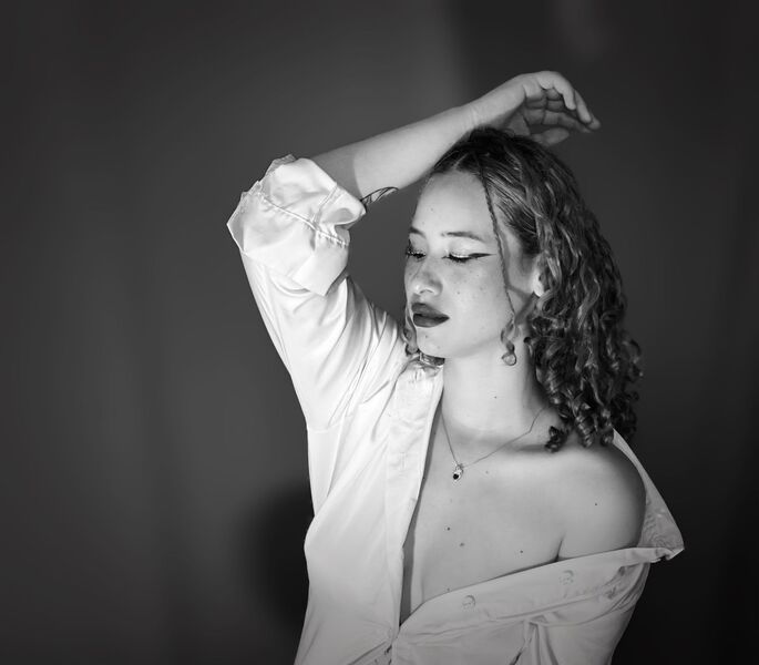 Interprete NamiCurls Foto 3