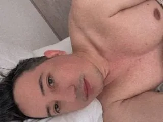 AronBecker cam model profile picture