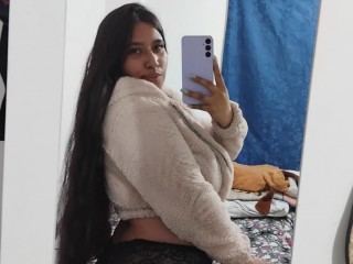 Imagen de perfil de modelo de cámara web de Ariana_bluee