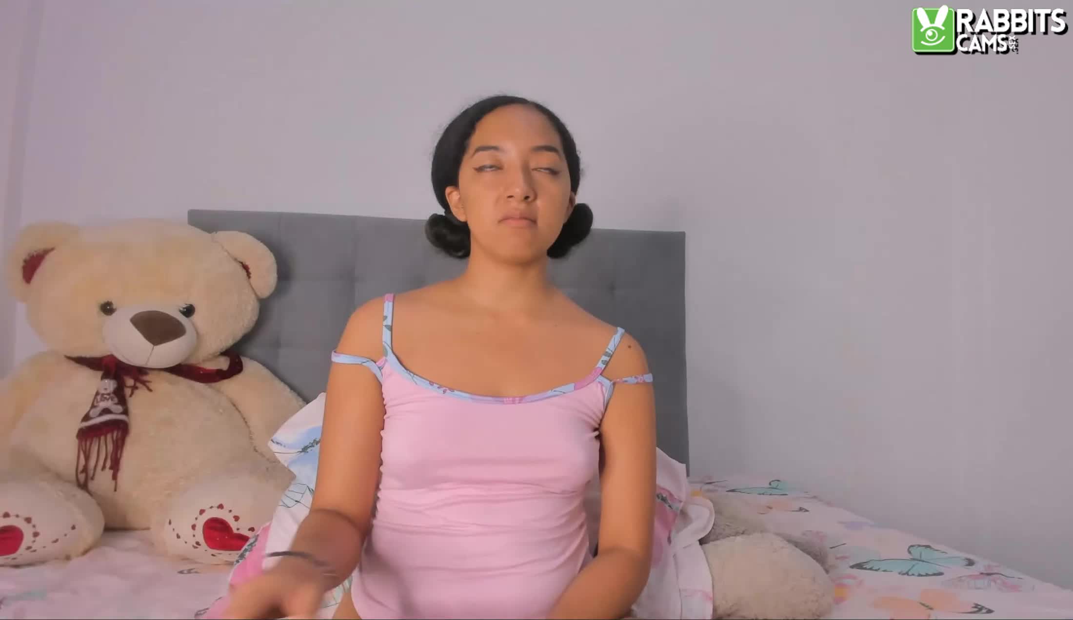 Artista NAHOMIIMILLER Video 1