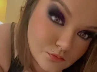 MsWetWetJones profilbild på webbkameramodell