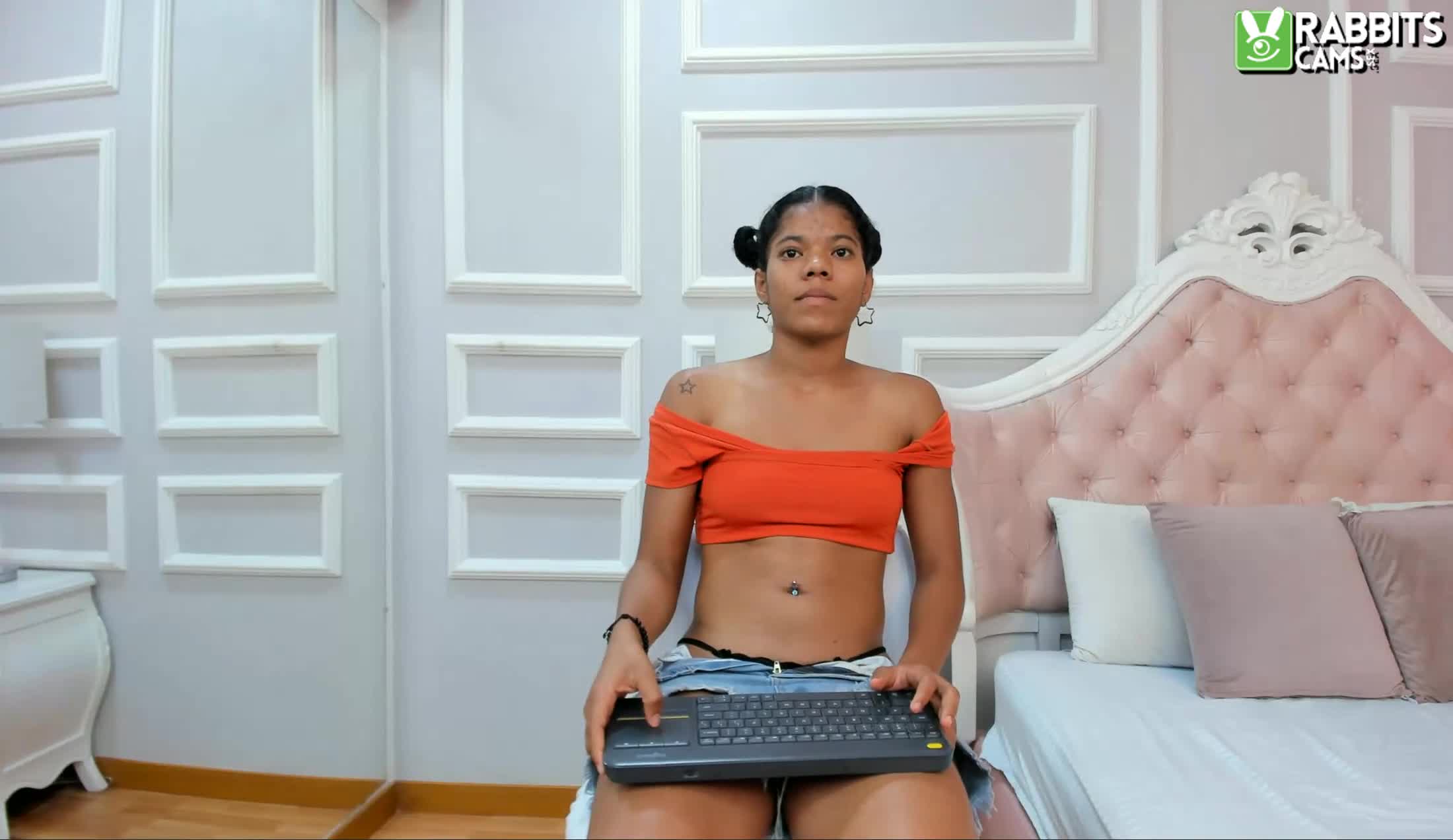 Performer DanniSalinas Video 1