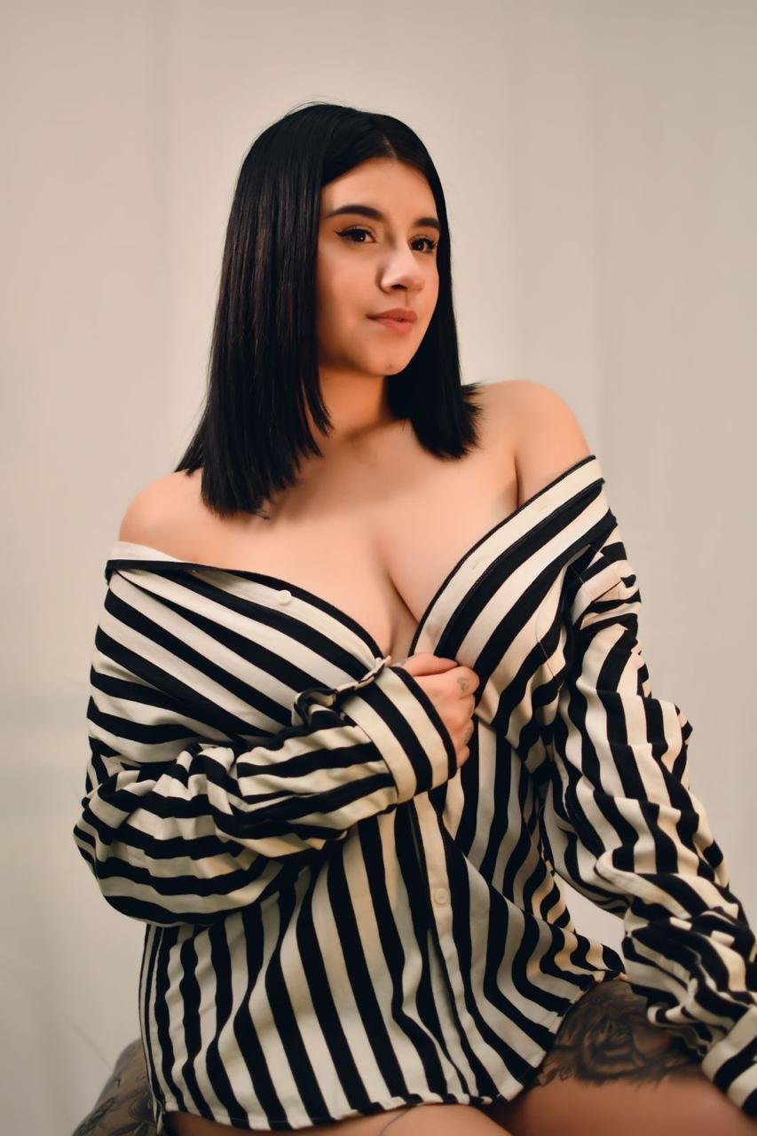 Interprete SaraRoberts19 Foto 4