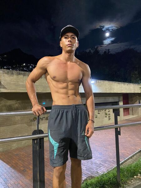 Interprète Tommy_clover Photo 3