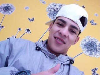 Image de profil du modèle de webcam RyanWolf99