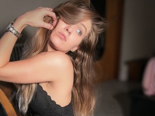 Foto de perfil de modelo de webcam de itskhittyy 