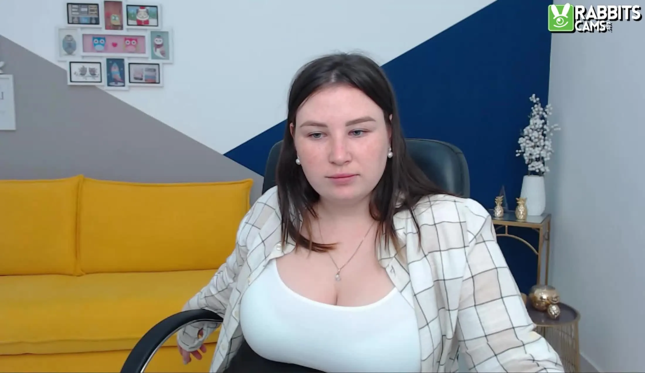 Intérprete AngelikaColive Video 1