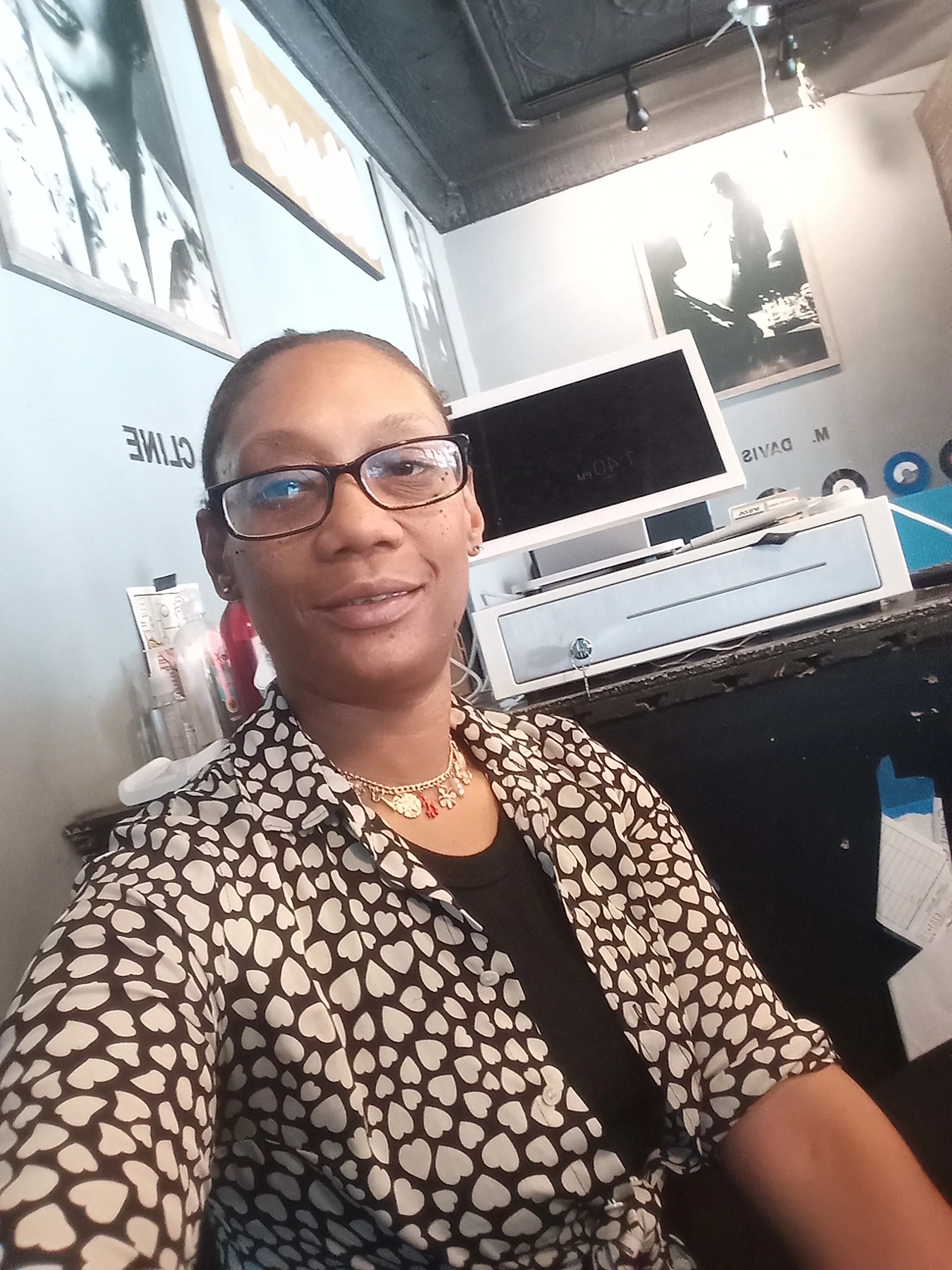 Performer CANGICREATION Photo 1